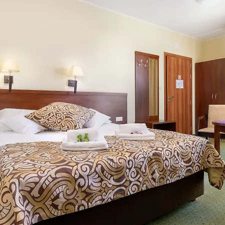 Hotel Zielony Ξενοδοχείο 3*