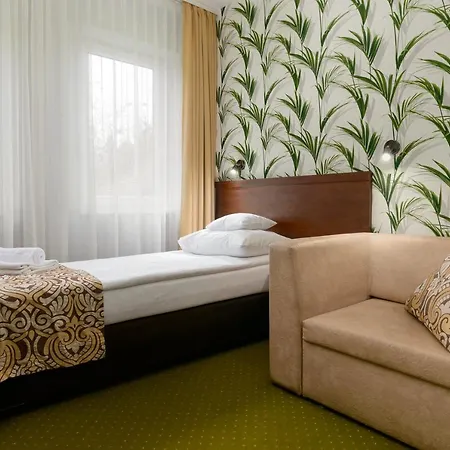 فندق Hotel Zielony 3*