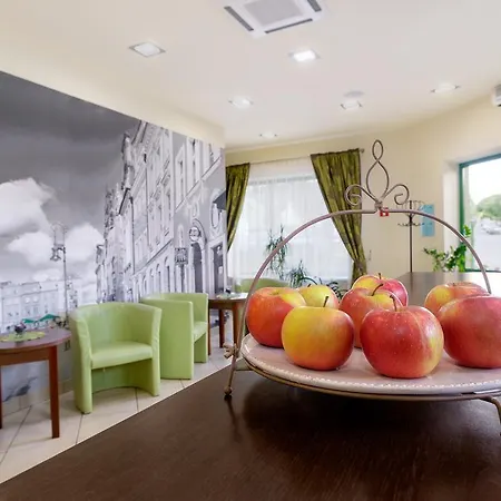Hotel Zielony فندق