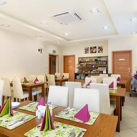 Hotel Zielony 3*