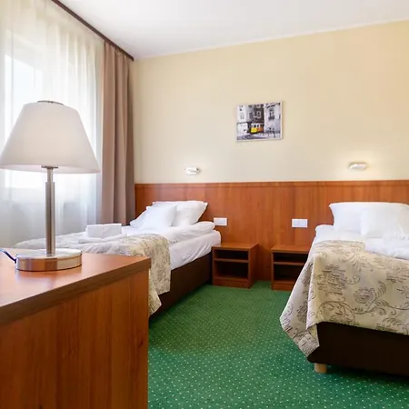 Hotel Zielony فندق