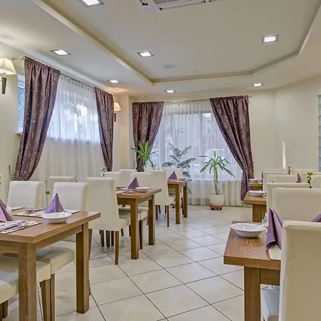 Hotel Zielony 3*