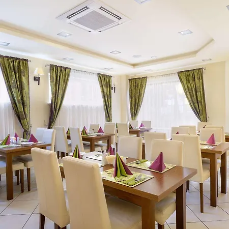 Hotel Zielony 3*